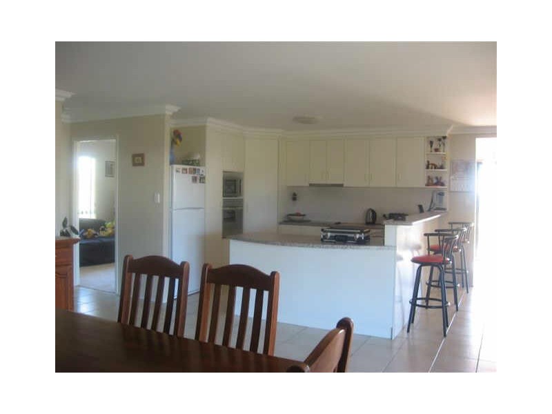 9 Eric Court, Cambooya QLD 4358