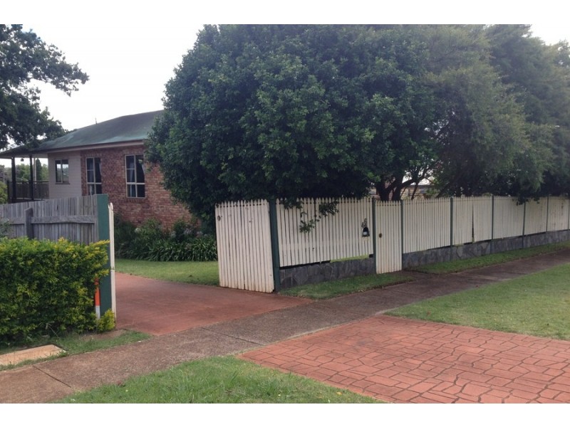 46 Ipswich Street, East Toowoomba QLD 4350