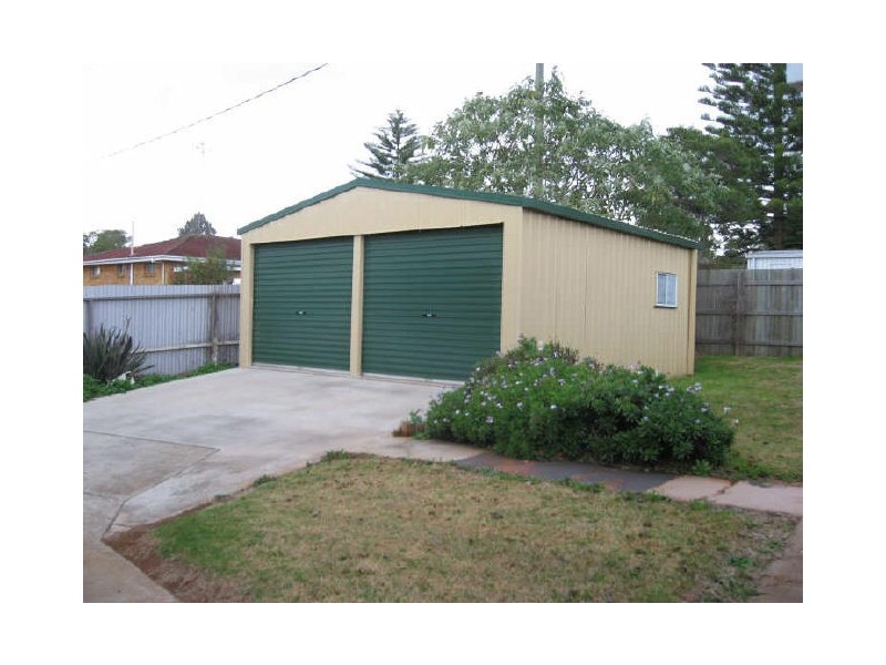 77 South Street, Rangeville QLD 4350