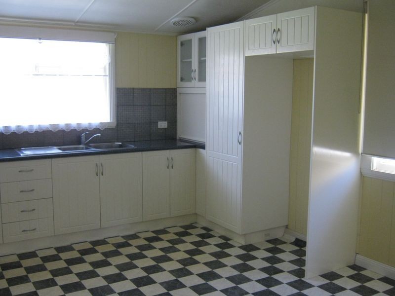 74 Taylor Street, Newtown QLD 4350