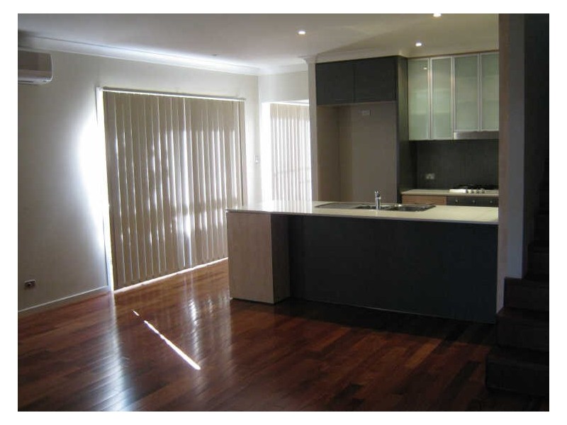 9/4b Herries Street, Rangeville QLD 4350