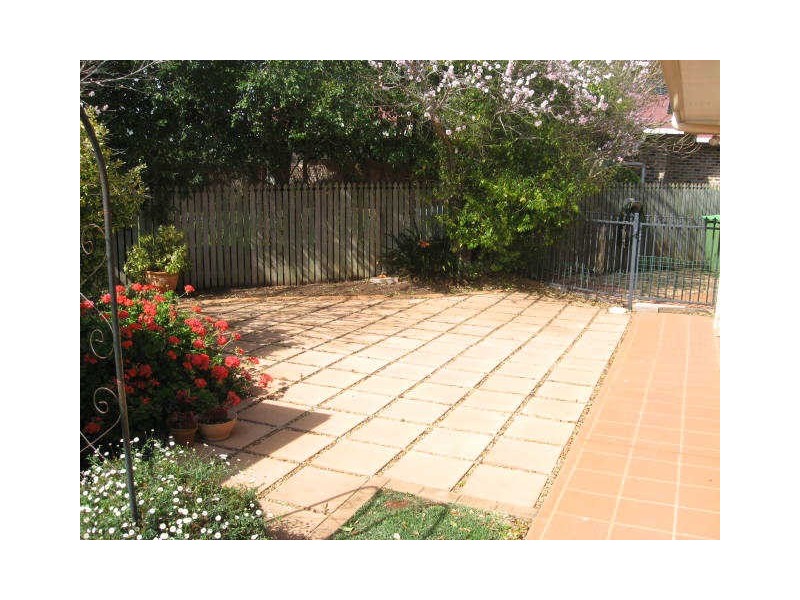 3 Shamrock Court, Middle Ridge QLD 4350