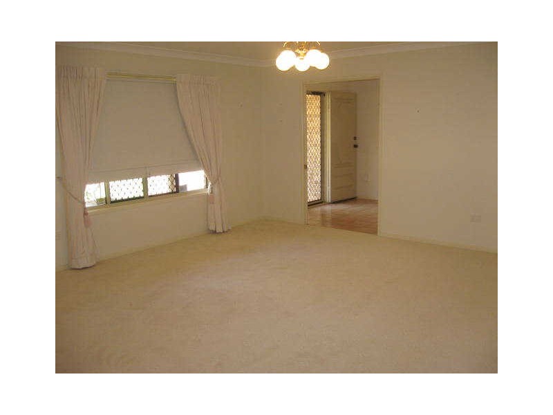 3 Shamrock Court, Middle Ridge QLD 4350