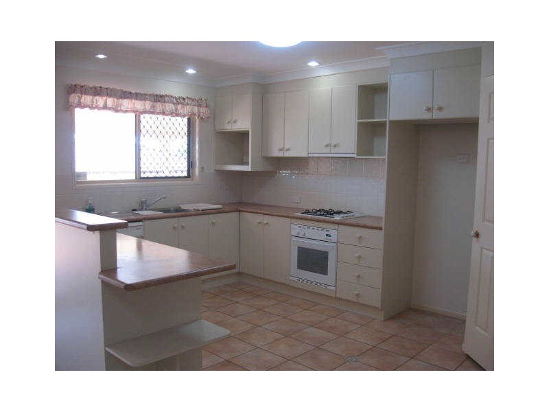 3 Shamrock Court, Middle Ridge QLD 4350