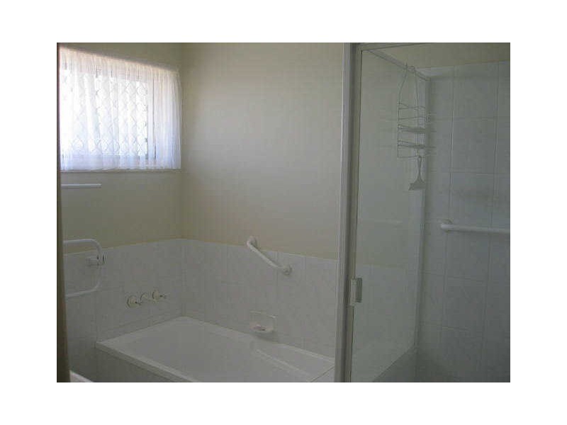 3 Shamrock Court, Middle Ridge QLD 4350