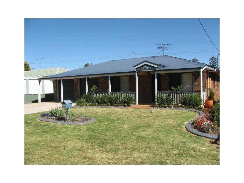 30 Fromalls Street, Harristown QLD 4350
