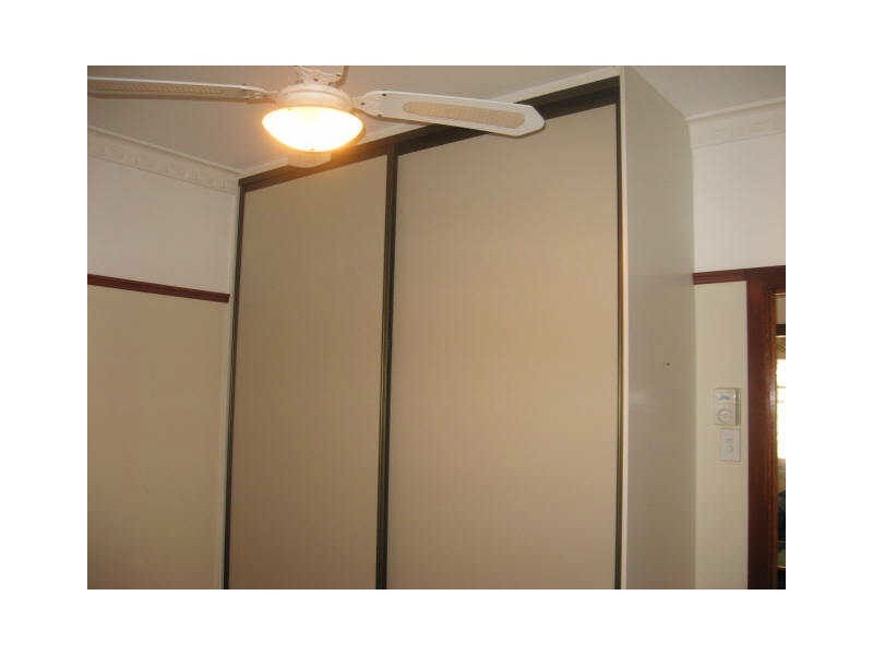 2 Parkinson Street, South Toowoomba QLD 4350