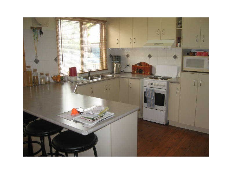 1 Loch Street, CENTENARY HEIGHTS, Toowoomba QLD 4350