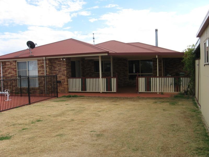 13 Elizabeth Street, Westbrook QLD 4350