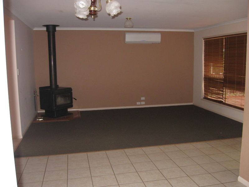 13 Elizabeth Street, Westbrook QLD 4350