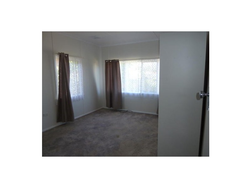 53 Crown Street, Rangeville QLD 4350