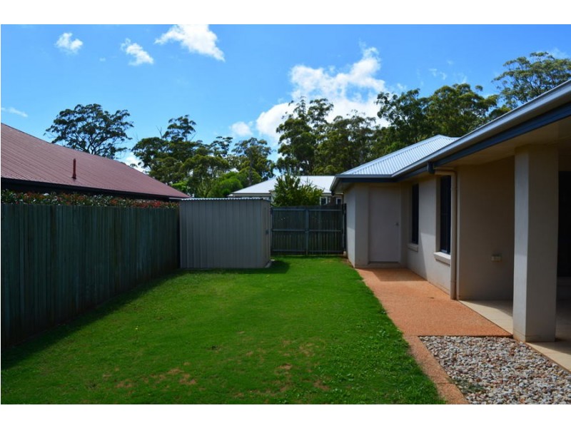 15 Fadden Crescent, Middle Ridge QLD 4350