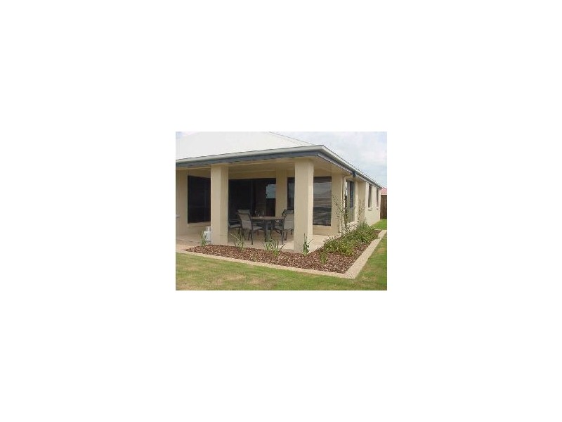 15 Fadden Crescent, Middle Ridge QLD 4350