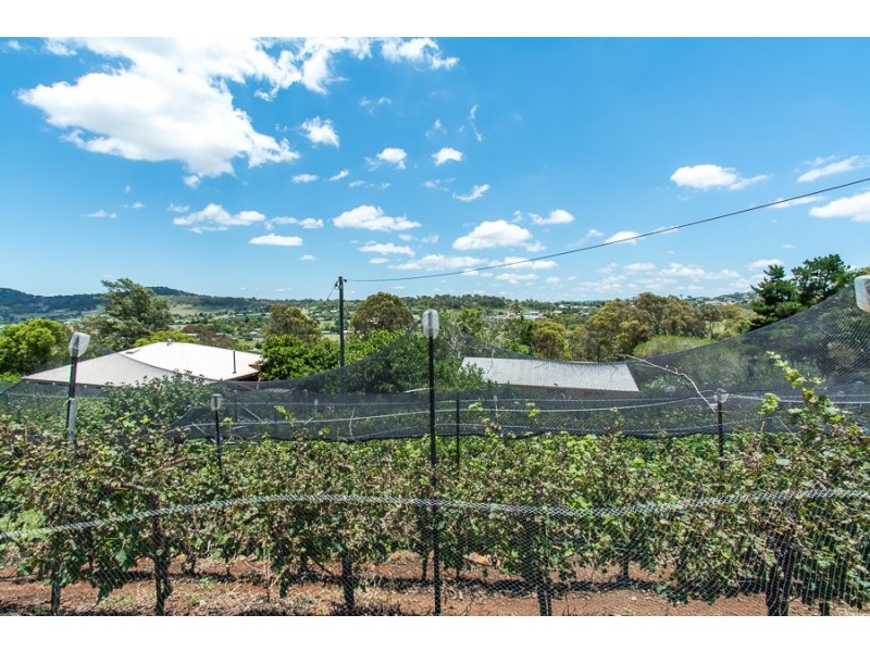 9-15 Rosevale Street, Darling Heights QLD 4350