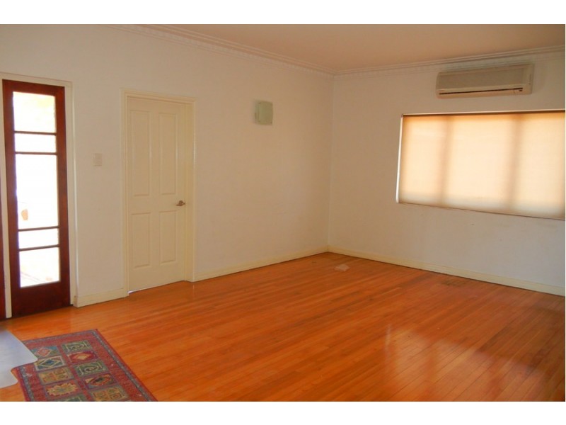 9 Goggs Street, Toowoomba City QLD 4350