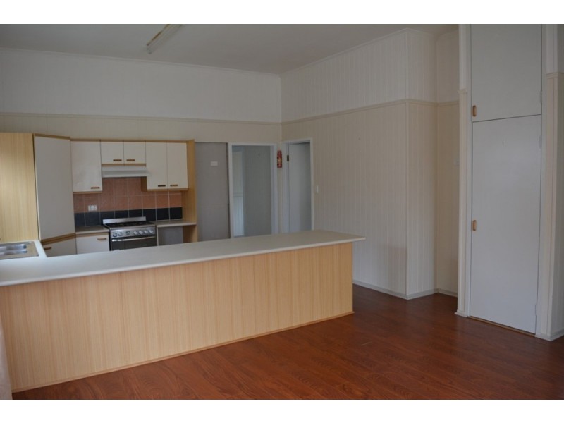 19 Edward Street, East Toowoomba QLD 4350