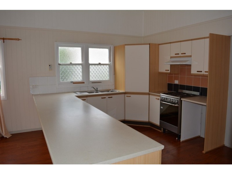 19 Edward Street, East Toowoomba QLD 4350