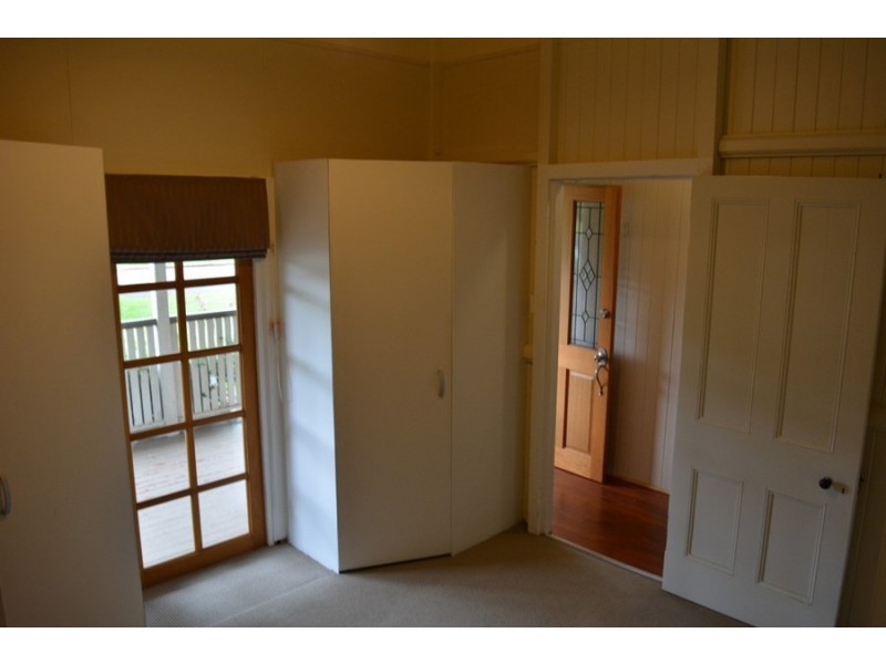 19 Edward Street, East Toowoomba QLD 4350