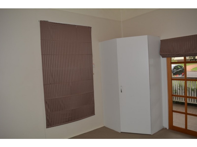 19 Edward Street, East Toowoomba QLD 4350