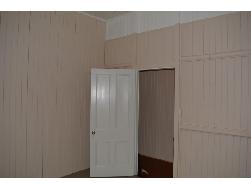 19 Edward Street, East Toowoomba QLD 4350