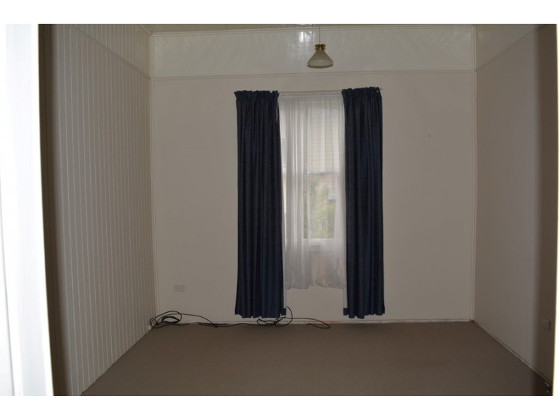 19 Edward Street, East Toowoomba QLD 4350