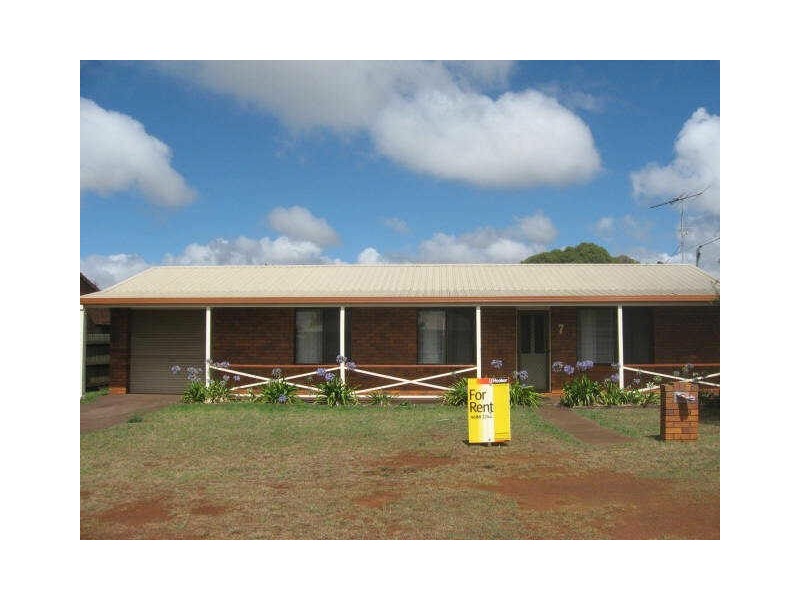 7 Mahogany Street, Glenvale QLD 4350