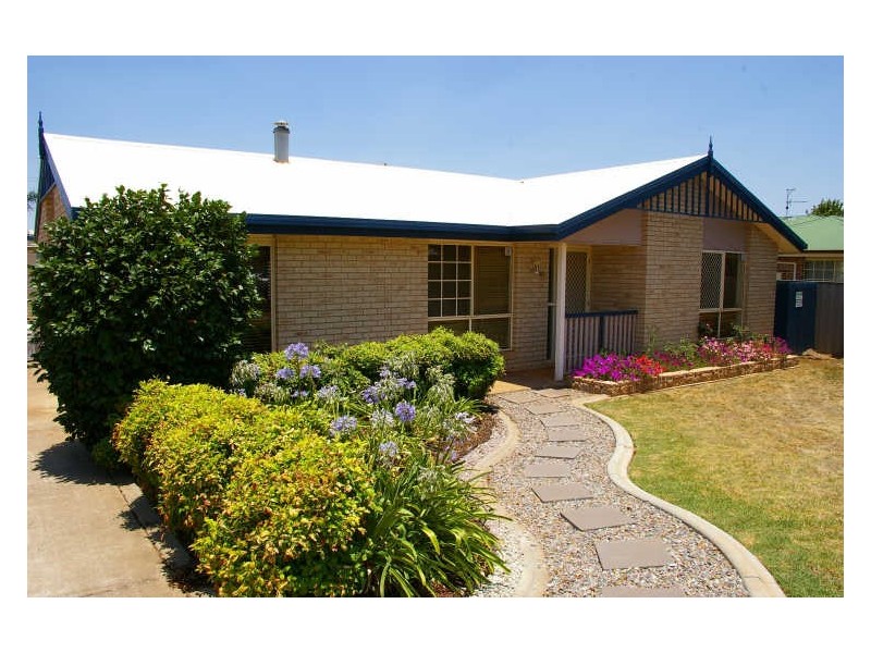 46 Gainsborough Drive GLENVALE, Toowoomba QLD 4350
