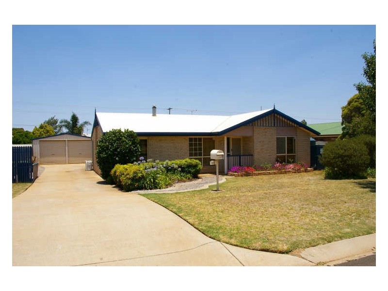 46 Gainsborough Drive GLENVALE, Toowoomba QLD 4350
