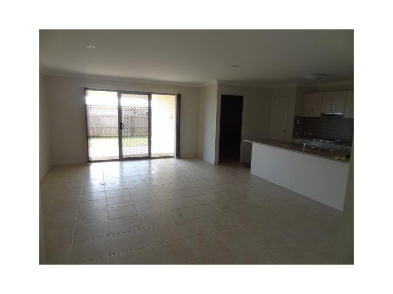 21 Trevean Drive, Kleinton QLD 4352