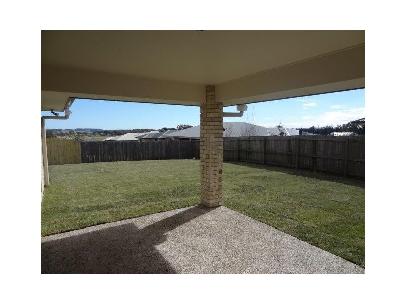 21 Trevean Drive, Kleinton QLD 4352