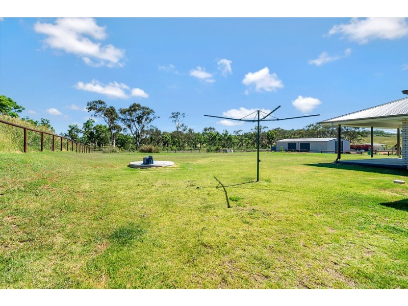26 Phipps Drive, Acland QLD 4401