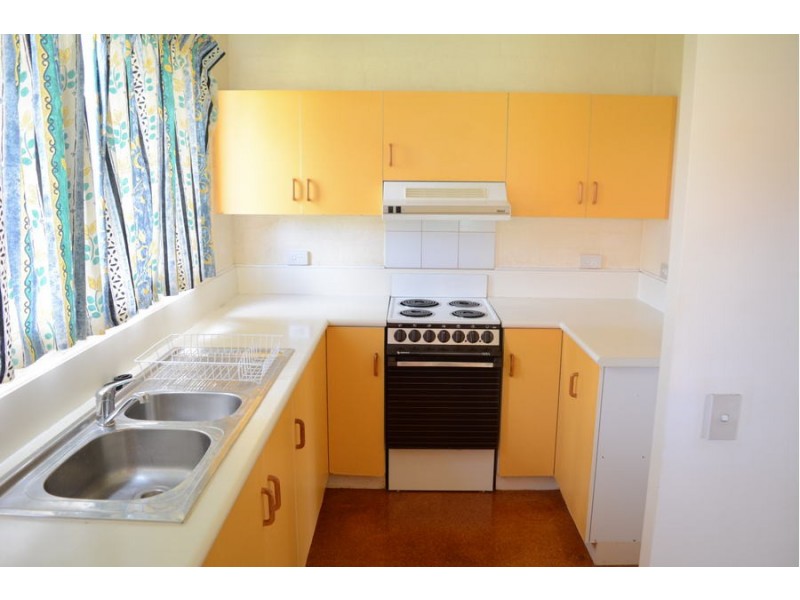 1/74 Platz Street, Darling Heights QLD 4350