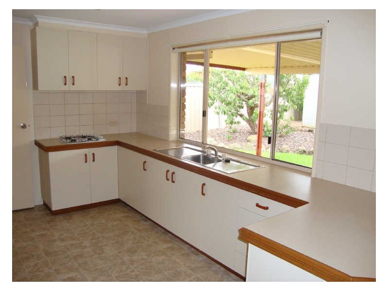 33 Liquidamber Street, Glenvale QLD 4350