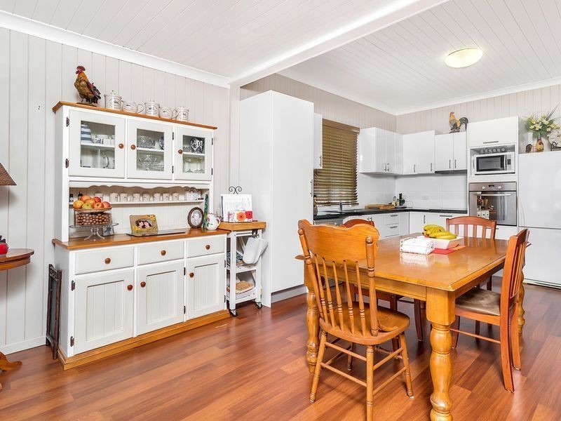 21 Warwick Street, Harristown QLD 4350