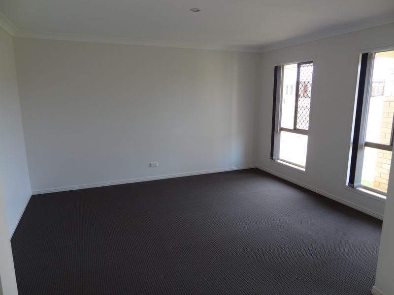 5 Devoran Street, Kleinton QLD 4352
