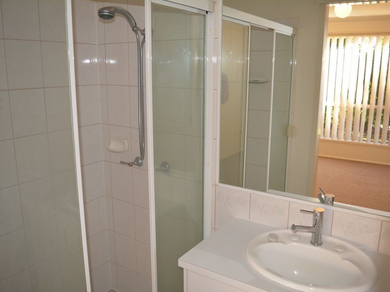 8 Black Court, Rockville QLD 4350