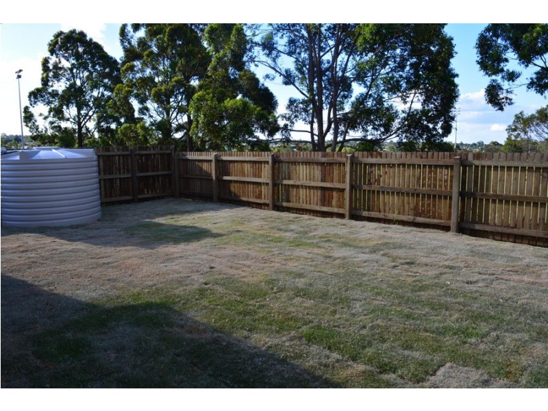 19 Entabeni Drive, Kearneys Spring QLD 4350