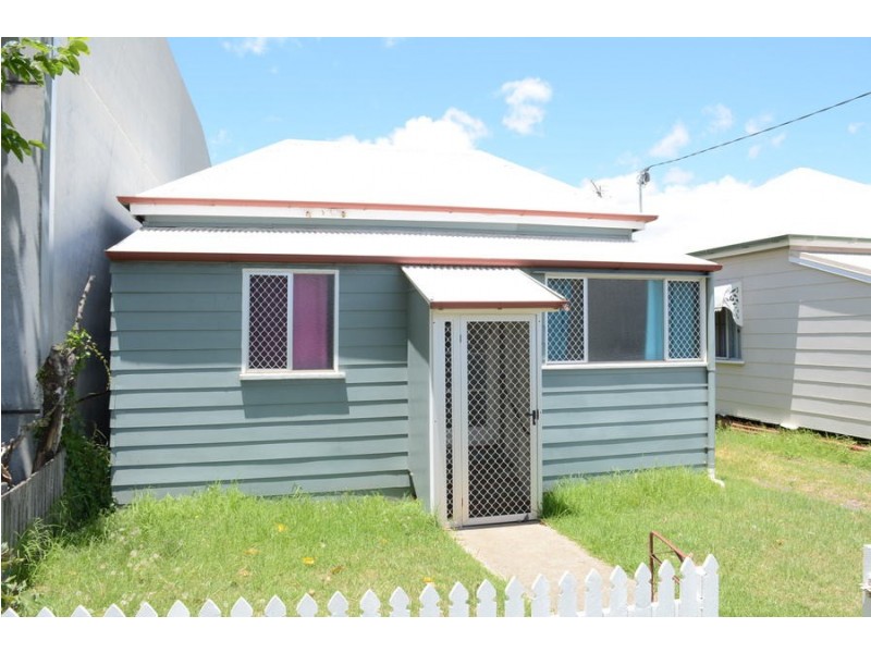 2 Archibald Street, Toowoomba City QLD 4350