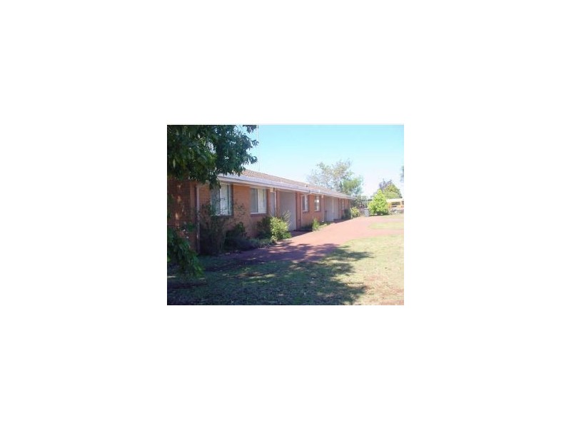 3/420 Tor Street, Newtown QLD 4350