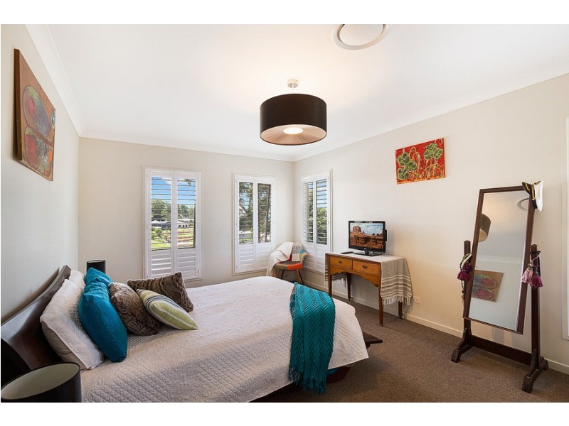 21 Zuccoli Drive, Blue Mountain Heights QLD 4350