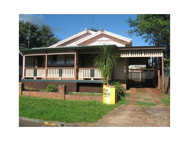 10 Kennedy Street, North Toowoomba QLD 4350