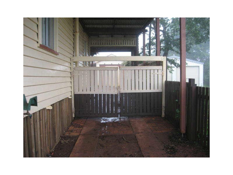 10 Kennedy Street, North Toowoomba QLD 4350