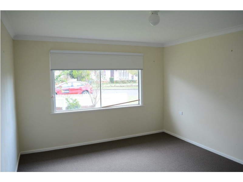 6 Nuss Street, Wilsonton QLD 4350