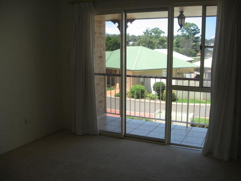 18/279 Mackenzie Street, Middle Ridge QLD 4350