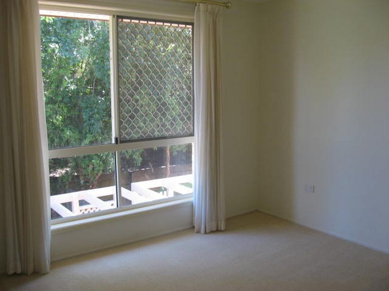 18/279 Mackenzie Street, Middle Ridge QLD 4350