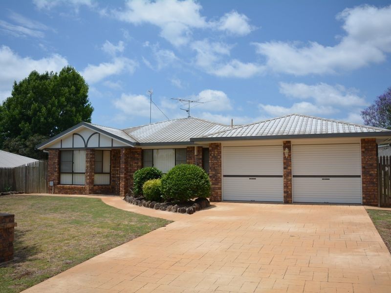 12 Danica Court, Kearneys Spring QLD 4350