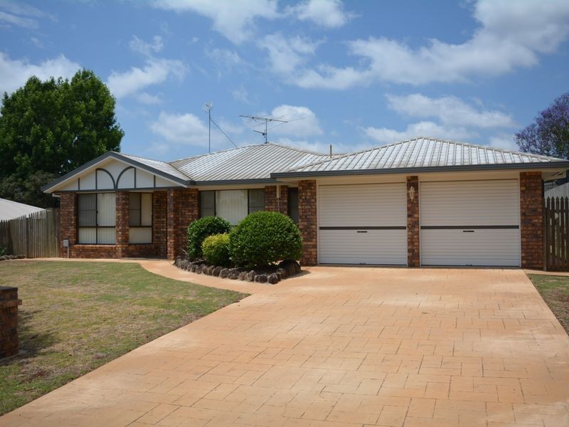 12 Danica Court, Kearneys Spring QLD 4350