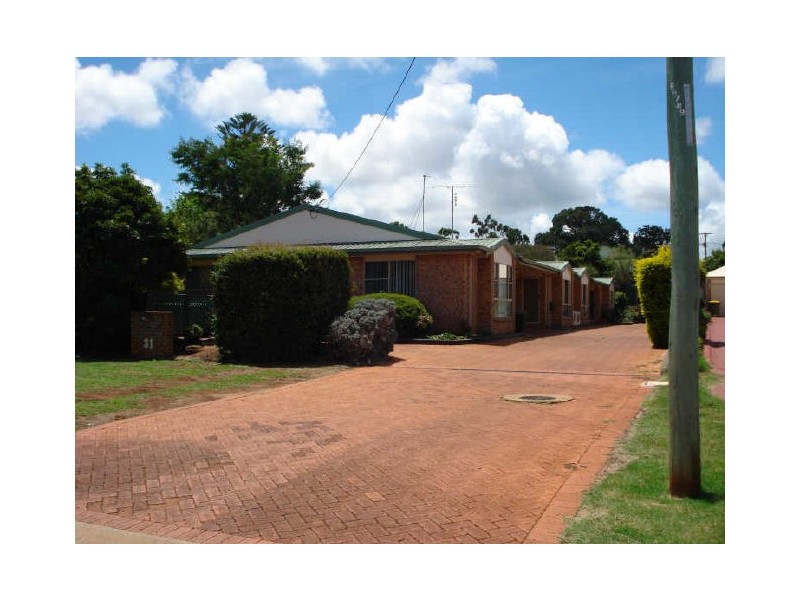 1/31 Phyllis Street, Harristown QLD 4350