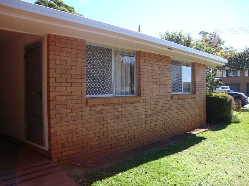 2/24 Knockator Crescent, Centenary Heights QLD 4350