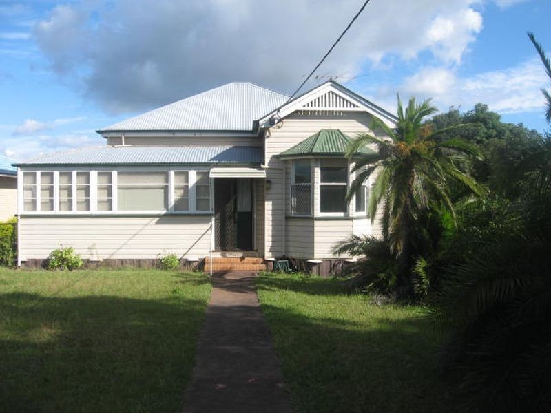 10 Herries Street, Toowoomba QLD 4350